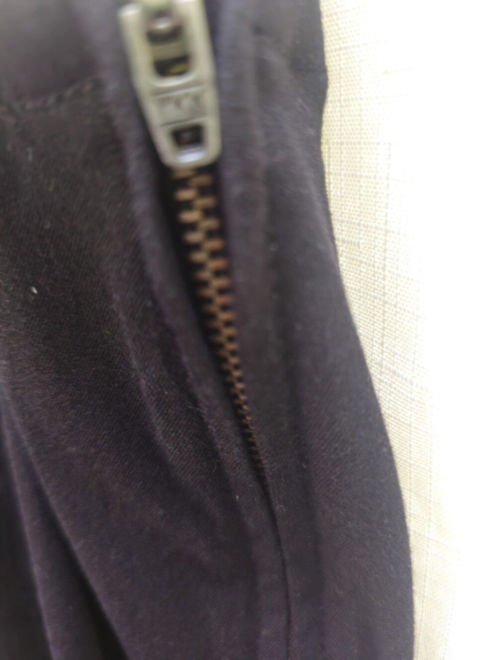 Talbots Women's Black Cotton Blend Stretch Slenderizing Pants Side Zip - Picture 4 of 4
